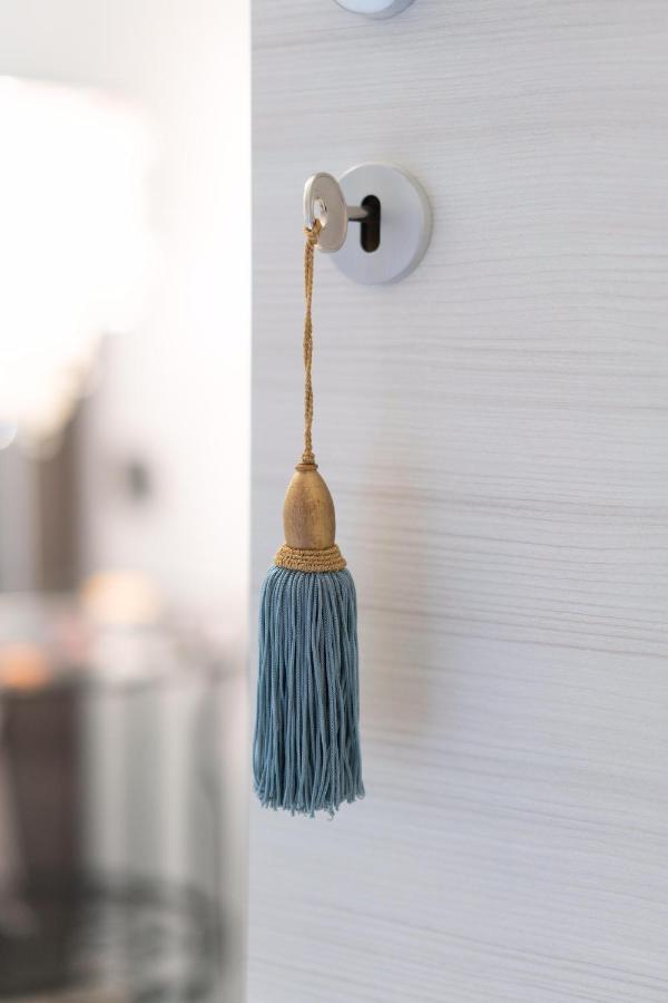 New In!Amalie At Santa Lucia Apartamento Nápoles Exterior foto