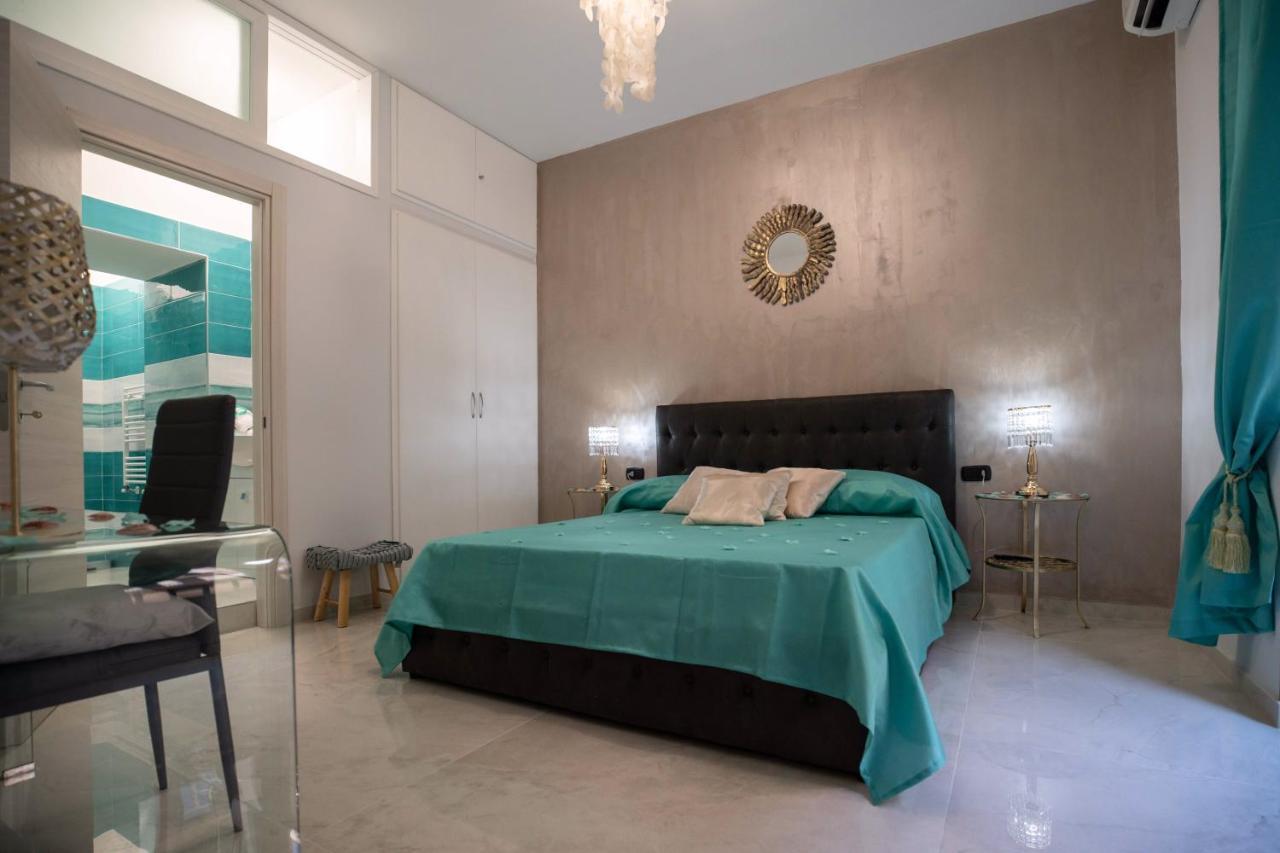New In!Amalie At Santa Lucia Apartamento Nápoles Exterior foto